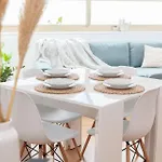 Sea Soul Cozy And Bright Apartment